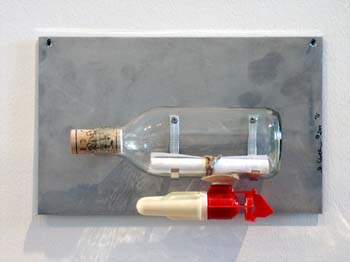 H. Bottle-Post